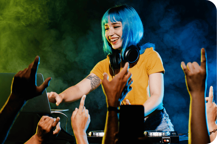smiley dj woman controlling atmosphere 1